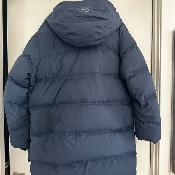 Aritzia SuperPuff O2 Jacket Excellent Condition - Picture 11 of 13